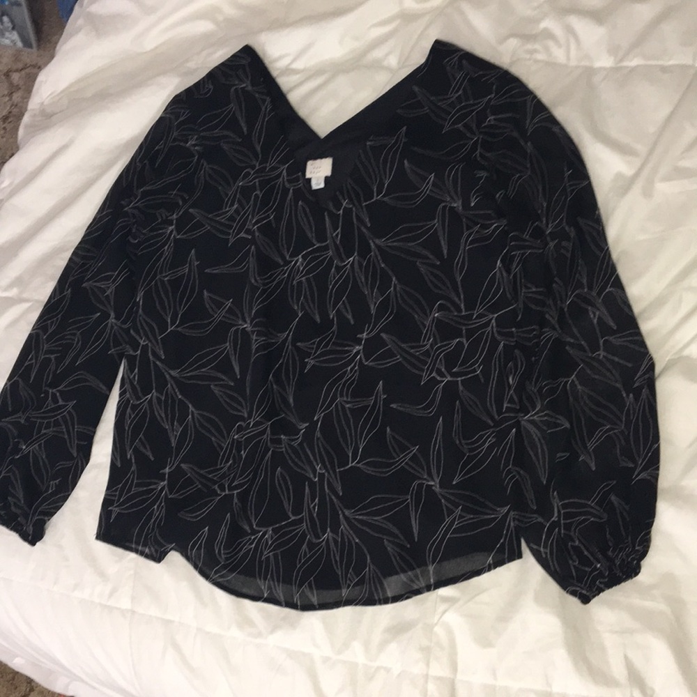 NWOT Flowy Printed Top